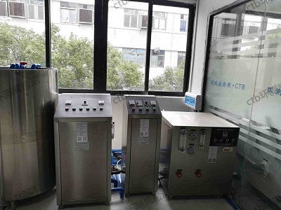 1695449108180992.jpg 1357484556.jpg